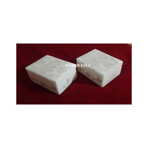 Boîtes en marbre de forme rectangulaire de qualité supérieure avec des images attrayantes, fabriquées en Inde, incrustations de nacre variées - Product Image 1