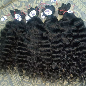 Cheveux humains indiens vierges Remy Sushma, bouclés et lâches, à trame simple, double trame machine, en vrac, toutes couleurs disponibles, 95g-100g - Product Image 1