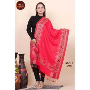 Écharpe longue en soie jacquard rouge pour femme KTI avec motif géométrique, modèle 2921, idéale pour l'hiver - Product Image 1