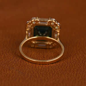 Anillo de compromiso de corte Asscher verde cultivado en laboratorio clásico de oro sólido de 14 quilates, anillo de diamante creado en laboratorio certificado IGI glamoroso - Product Image 5