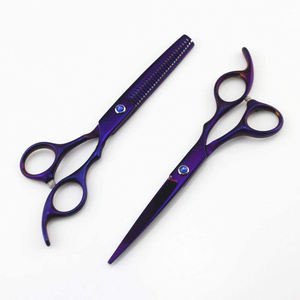 Ensemble de ciseaux de coiffeur personnalisés 5.5 pouces Kit de ciseaux en acier et métal pour rasoir de coiffeur enduit de couleur bleue - Product Image 2