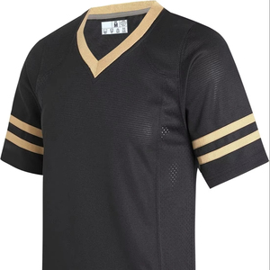Maillot de football de pointe en gros, uniforme de football tactique haute performance, logo personnalisé, coupe ajustée, tenues d'équipe polyvalentes, short - Product Image 1