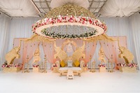 Mandap en bois sculpté à la main, élégant et exclusif pour mariage, en vente
