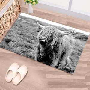 Tapis imprimé vache sauvage - Tapis animalier lavable en machine pour décoration de ferme, avec poils doux - Product Image 1