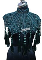Cape blouse perlée à la main de créateur indien la plus vendue vêtement ethnique pour fête style enveloppant doré et noir