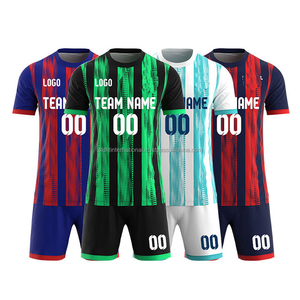 Top des tendances en gros sur mesure hommes uniformes de football dégradé de couleur ensembles de vêtements de football par Old-Fit International avec le meilleur prix - Product Image 6