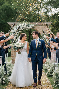 Novedad: Cañón de Confeti Dorado Metálico, ideal para bodas, cumpleaños, Año Nuevo, Navidad y fiestas. Venta al por mayor, España. - Product Image 3