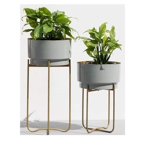 Jardinières en métal de conception élégante de haute qualité Pots de fleurs les plus recherchés jardinière décorative pour la maison hôtels jardin Top vente - Product Image 4