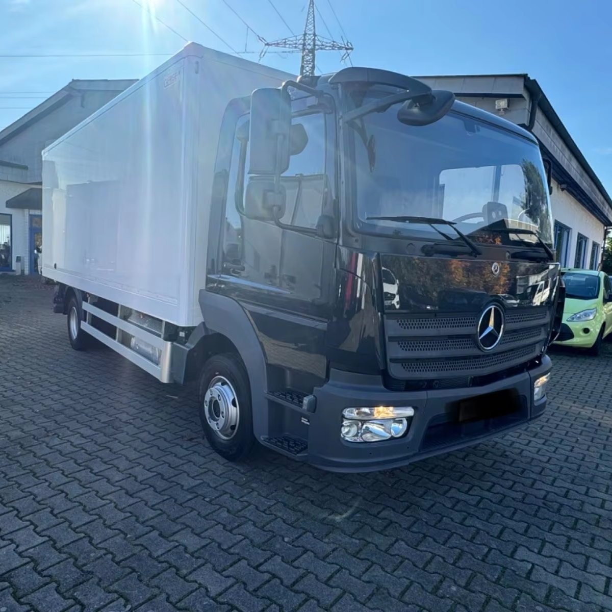 2022 Mercedes Atego 1024 4x2 дизельная Механическая Трансмиссия гидравлическая система Euro 6 скатные самосвалы 8x4 легкий грузовик сзади б/у