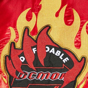 แจ็กเก็ตเบสบอลผ้าซาตินสำหรับผู้ชายเสื้อแจ็กเก็ตเบสบอลลายกราฟิตี้สำหรับผู้ชายแฟชั่นฤดูหนาวงานตามสั่ง - Product Image 3