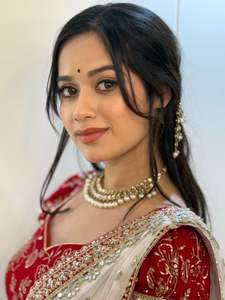 Sari de Mujer en Tela Georgette Pura con Lentejuelas, Bordado Dori, Trabajo con Espejo, Hermoso Diseño, Hecho en India - Product Image 4