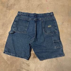 กางเกงยีนส์ขาสั้นทรงวินเทจ - Product Image 1