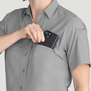 Camisas profesionales de trabajo de manga corta para mujer con logotipo bordado personalizado Uniforme de oficina Tops Fábrica de ropa corporativa - Product Image 2