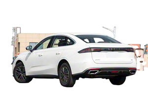 Sedán de Lujo Turbo 2023 de 2.5-3.0L, Volante a la Izquierda, Semi-Automático, Aire Acondicionado, Luces Xenón/Diurnas, Pantalla Táctil de 12.3 Pulgadas, Techo Panorámico - Product Image 5