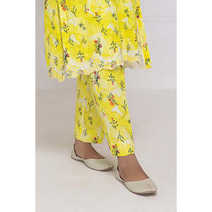 Mono casual de algodón amarillo estampado para mujer con encaje, transpirable, de cintura media, estilo cargo, con técnica arrugada - Product Image 2