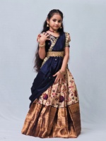 Nouvelle Collection Broderie-Soie Lehenga Choli avec Belle Butta Dupatta pour Filles Disponible à un Prix Abordable
