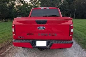 รถยนต์ขายดีประจำปี 2018 ฟอร์ด F-150 XLT ฟอร์ด เพอร์ฟอร์แมนซ์ ซุปเปอร์ชาร์จ วี8 สีแดงเรซ พร้อมนาฬิกา - Product Image 6