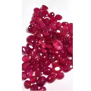 127 piezas de Bangkok Glass Filled Ruby 12mm a 20mm Oval Facet 1000 Cts Lot Iroc Calidad de venta Manik Gemstones cut US $400 para todos - Product Image 1