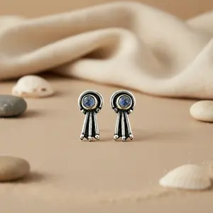 Boucles d'oreilles clous en diamant taille princesse et goutte d'eau pour femmes en or rose 14 carats et 18 carats - Product Image 1