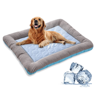 Cama para Perros y Gatos Lavable a Máquina, de Seda de Hielo Refrescante, Rectangular XL, con Diseño de Rayas, para un Sueño Cómodo de Animales Pequeños - Product Image 1