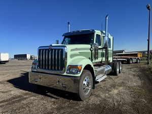 Camion benne d'occasion INTERNATIONAL 6x4, 2012-2017, moteur diesel 10 cylindres, caméra arrière 360°, écran tactile, automatique, Euro 5 - Product Image 6