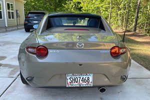 Mazda MX-5 Miata RF Grand Touring 2023 d'occasion en excellent état - Product Image 3