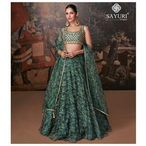 El último diseñador Pure Organza Seda Bordado Secuencia Trabajo Lehenga Choli por Fab Zone Ropa india y pakistaní - Product Image 5