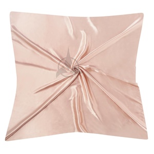 Écharpe en soie 100% naturelle, logo personnalisé imprimé, carrée, légère, confortable, finition premium, aspect brillant naturel, style ethnique, printemps, peau - Product Image 6