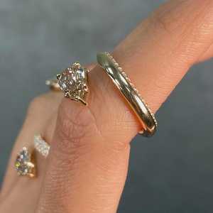 Anillo de Compromiso con Diamante Amarillo Corte Pera de 1.51ct, Diseño Único de Serpiente Enrollada, Oro de 14K, Joyería Fina para Regalo de Aniversario, Anillo Solitario - Product Image 3