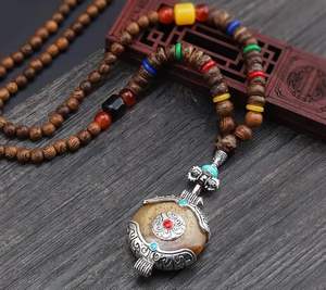 Collier élégant de perles brodées à la main avec perles pastel Collier de perles brodées florales avec fil d'or antique - Product Image 4