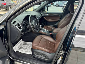 Voiture d'occasion de qualité abordable, Audi Q5 hybride 2.0T quattro Prestige 2015, conduite à gauche - Product Image 2