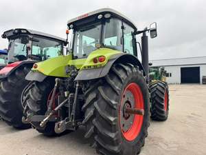 Tracteur agricole Fendt 1050 Vario 4WD avec moteur, pompe et boîte de vitesses 70 CV Haute productivité à vendre - Product Image 3