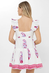 Vente en gros de vêtements d'été mini-robe blanche bohème de vacances chic avec robe rouge et bleue à volants et à bretelles - Product Image 6