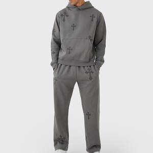 Haute demande en gros survêtements personnalisés logo imprimé pour hommes Streetwear survêtements très exigeants pour les ensembles respirants d'hiver - Product Image 1