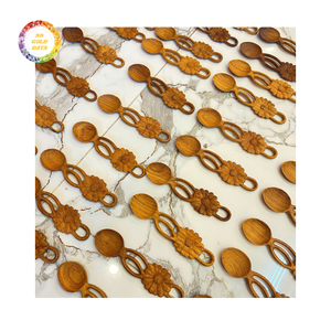 Cuillère en bois produite par un fabricant expérimenté, option économique pour les marchés de gros - Product Image 1