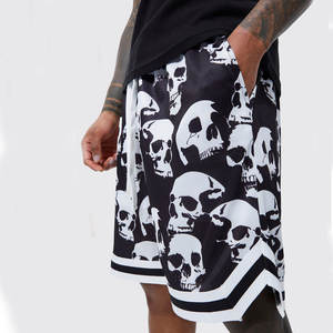 Nouveaux shorts de sport en maille personnalisés pour hommes en gros 2026, design haut de gamme, vêtements de sport pour l'entraînement, motif uni, shorts de basket-ball pour garçons - Product Image 3