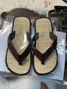 ARTICLES CHAUDS 2024 PANTOUFLE DE MER D'HÔTEL 100% FAIT À LA MAIN ÉCOLOGIQUE DURABLE ET NOUVEAU DESIGN EN GROS Mme AMELIA + 84855014447 - Product Image 2