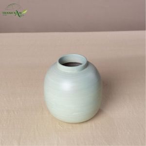Vase de table en bambou moderne enroulé avec un design durable et écologique, matériau naturel, finition mate douce pour les espaces contemporains - Product Image 5