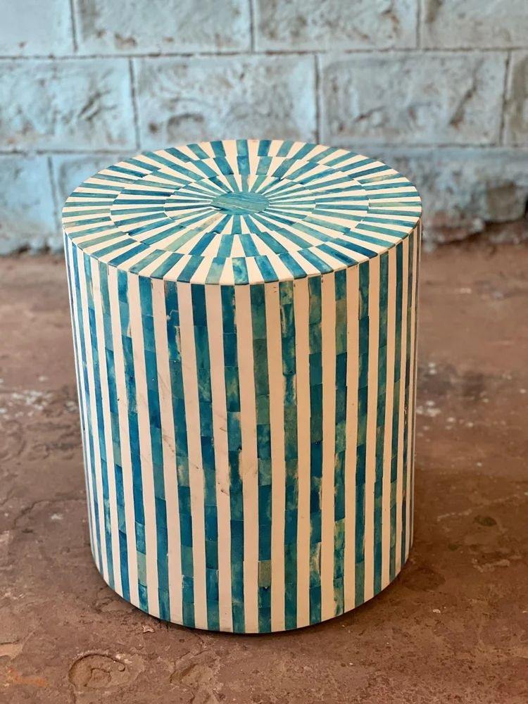 สีที่กำหนดเอง