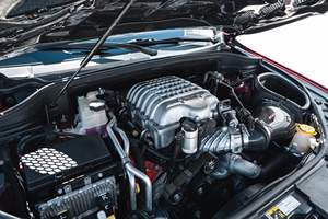 Jeep Grand Cherokee Trackhawk 2018 Usado, Motor V8 Supercargado de 6.2 Litros, 4x4, Equipamiento Completo, Modificaciones de Alto Rendimiento - Product Image 6