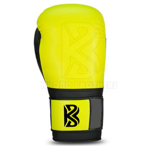 Gants de boxe de gymnastique sur mesure à la mode supérieure différentes couleurs matériel en cuir pour les arts martiaux en vente - Product Image 2