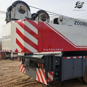 Grúa Hidráulica Usada ZoomlionQY25H de 25 Toneladas, Pluma Telescópica de 42 m Máx., Marca China Original, Pocas Horas, Certificación CE - Product Image 5