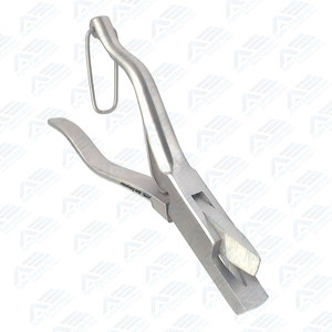 Pince à marquer les oreilles en V en acier inoxydable, base de 0,32 po, longueur de 63 po, instruments chirurgicaux vétérinaires pour marquage des petites oreilles Apto AE-5412 CE - Product Image 3
