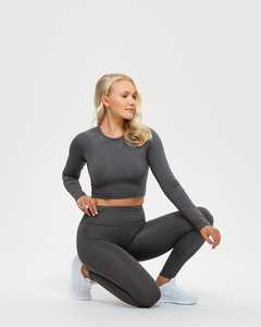 Haut court essentiel à manches longues en graphite unique pour femmes 4 voies extensibles et douces légères - Product Image 4