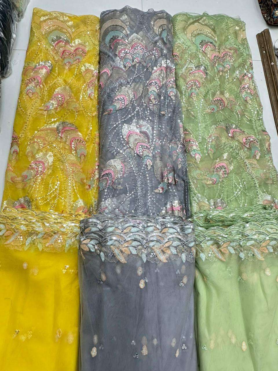 กำหนดเอง