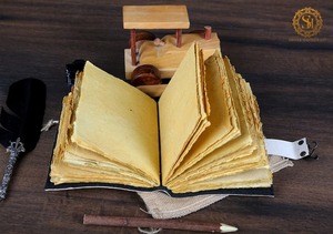 Celestial Sun & Moon Diario de cuero vintage hecho a mano Espiral Bound Deckle Edge Paper Libro de hechizos en blanco Grimoire Journal Gift - Product Image 2