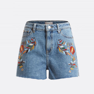 Femmes Style Vintage brodé Denim haute coupe ample droite lavé Sexy chaud grande taille décontracté été Shorts pour femme - Product Image 4