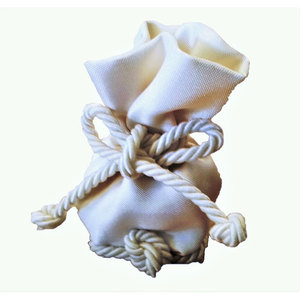 Sacchetto di raso per coriandoli da matrimonio con base quadrata - Product Image 1