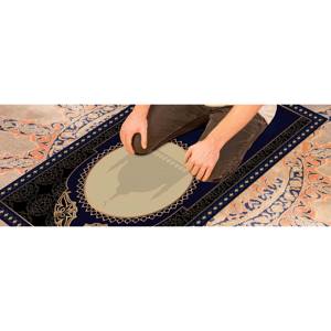 พรมละหมาดสีน้ำเงินกรมท่า: แต่งขอบสีทอง, ซักเครื่องได้, ของขวัญสำหรับชาวมุสลิม, พรมขนนุ่ม - Product Image 3