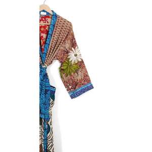 Robes de kimono 100% soie pour femmes, imprimées à la main avec des motifs floraux, vêtements de nuit d'été et de printemps, cadeau - Product Image 5